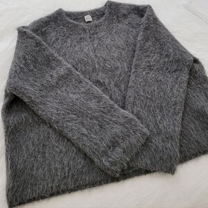 Toteme Boxy Wool Sweater